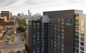 Ac Hotel By Marriott Austin-University Exterior photo