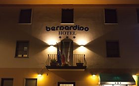 Hotel Bernardino Lucca Exterior photo