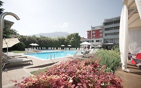 Hotel Luise Riva del Garda Exterior photo