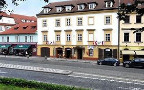 Hotel U Krize Praga Exterior photo