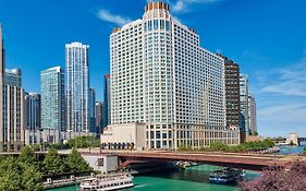 Sheraton Grand Chicago Hotel Exterior photo