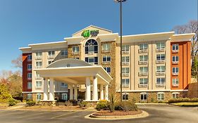 Holiday Inn Express Hotel & Suites Columbus-Fort Benning, An Ihg Hotel Exterior photo