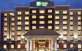 Holiday Inn Express Hotel & Suites Columbus Univ Area - Osu Exterior photo