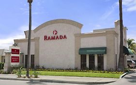 Ramada By Wyndham Anaheim Maingate North Exterior photo