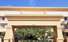 La Quinta By Wyndham Tampa Fairgrounds - Casino Hotel Exterior photo