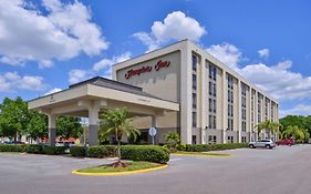 Hampton Inn Closest To Universal Orlando Exterior photo