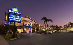 Days Inn & Suites Sdsu - La Mesa - San Diego Exterior photo