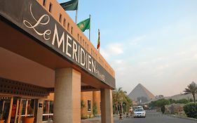 Le Meridien Pyramids Hotel And Spa Giza Exterior photo