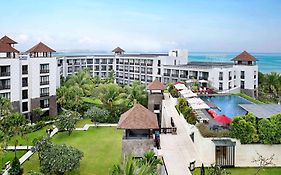 Pullman Bali Legian Beach Hotel Exterior photo