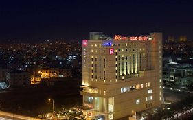 Ibis Bengaluru Hosur Road - An Accor Brand Hotel Exterior photo