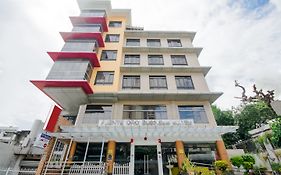 Fuente Oro Business Suites Cebu Powered By Cocotel Exterior photo