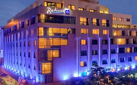 Hotel Radisson Blu Martinez Beirut Exterior photo