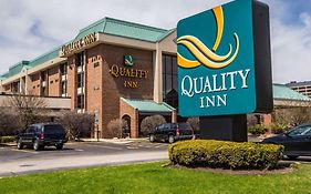 Quality Inn Schaumburg - Chicago Exterior photo
