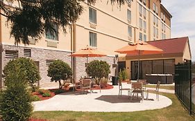 La Quinta Inn & Suites By Wyndham Atlanta Airport North Exterior photo