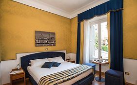 iH Hotels Piazza di Spagna View - Luxury Guest House Roma Exterior photo