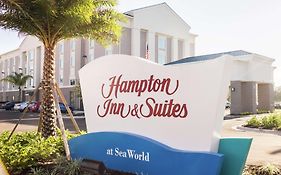 Hampton Inn & Suites Orlando At Seaworld Exterior photo