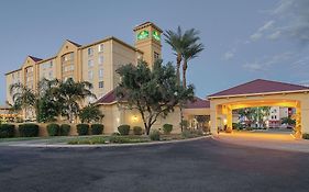 La Quinta By Wyndham Phoenix Mesa West Exterior photo