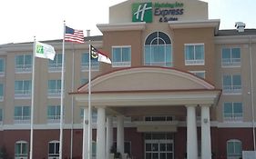 Holiday Inn Express & Suites - Smithfield/Selma, An Ihg Hotel Exterior photo