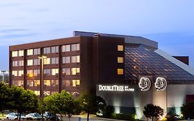 Hotel Doubletree By Hilton Rochester Henrietta Exterior photo