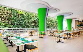 Hotel Ibis Styles Malang Exterior photo