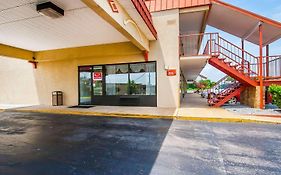 Econo Lodge Dyersburg Exterior photo