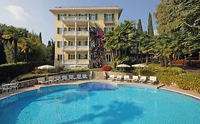 Villa Sofia Hotel Gardone Riviera Exterior photo