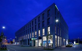 Holiday Inn Express - Regensburg, An Ihg Hotel Exterior photo