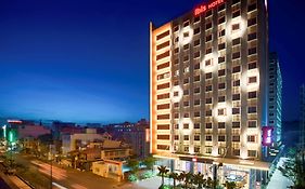 Ibis Saigon Airport Hotel Thành Pho Ho Chí Minh Exterior photo