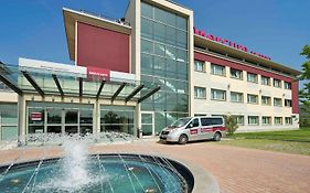 Hotel Mercure Bergamo Aeroporto Stezzano Exterior photo