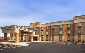 Hotel Super 8 By Wyndham St. Louis North Exterior photo