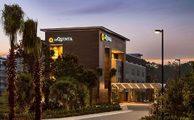 La Quinta Inn & Suites By Wyndham Orlando - Idrive Theme Parks Exterior photo
