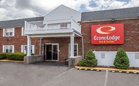 Econo Lodge Inn&Suites Windsor Windsor Locks Exterior photo