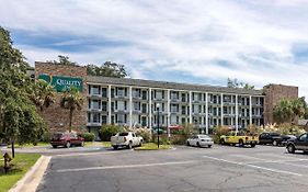 Quality Inn At Town Center Beaufort Exterior photo