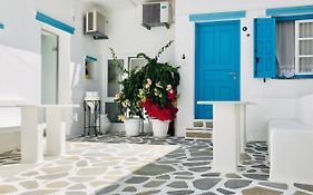 Taki'S Guests Bed and Breakfast Naxos City Exterior photo