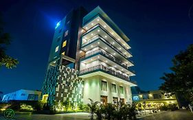 The Zenith - A Boutique Hotel By Hot Millions Mohali Exterior photo