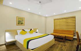 Itsy Hotels Transit Express Calcutta  Exterior photo