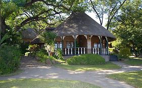 Hotel Stanley And Livingstone Game Reserve Victoria Falls Exterior photo