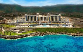 Merit Royal Premium Hotel Casino&SPA Kyrenia  Exterior photo