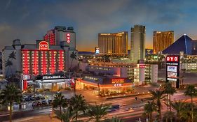 OYO Hotel&Casino Las Vegas Exterior photo