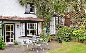 Rustic Cottage Bowness-on-Windermere Exterior photo