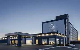 Delta Hotels By Marriott Indianapolis Airport Exterior photo