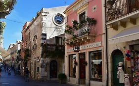 Casa Cifali Bed and Breakfast Taormina Exterior photo