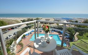 Hotel Bellevue Beach - Sul Mare Milano Marittima Exterior photo