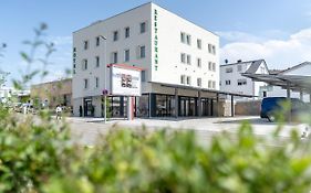 Hotel In Laisen Reutlingen Exterior photo