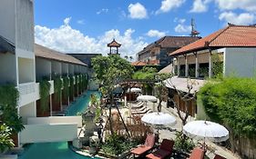 Kuta Lagoon Resort And Pool Villas Legian Exterior photo
