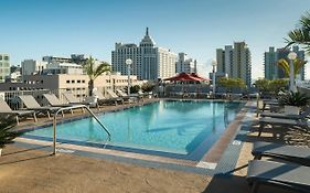 Hotel Courtyard Miami Beach South Beach Exterior photo