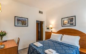 Rooms Hotel Baltico Roma Exterior photo