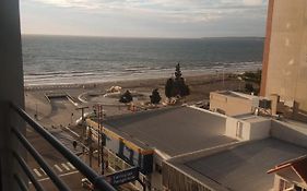 Appartamento Whales&Beach Puerto Madryn Exterior photo