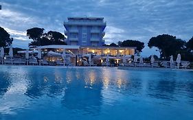 Fantinello Hotel Caorle Exterior photo