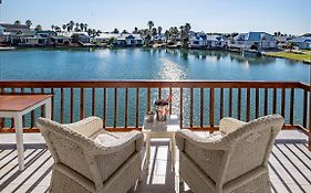 The Ark Guesthouse At Marina Martinique Jeffreys Bay Exterior photo